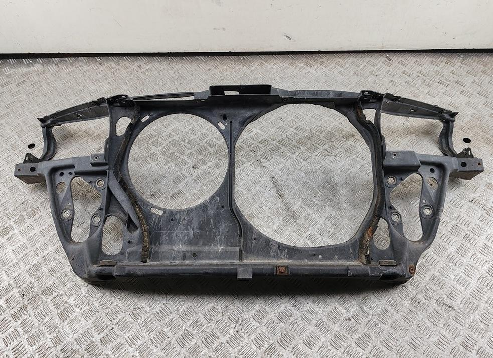 Рамка радиатора Volkswagen Passat B5 1997, 1.6 л., бензин, МКПП, серый, универсал, 3B0805594M