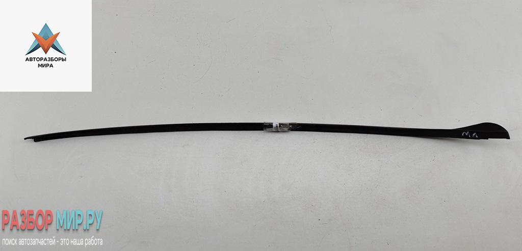 молдинг лобового стекла Volkswagen Touran 1 поколение 2003, 1.6 л., бензин, МКПП, синий, минивэн - фото №1