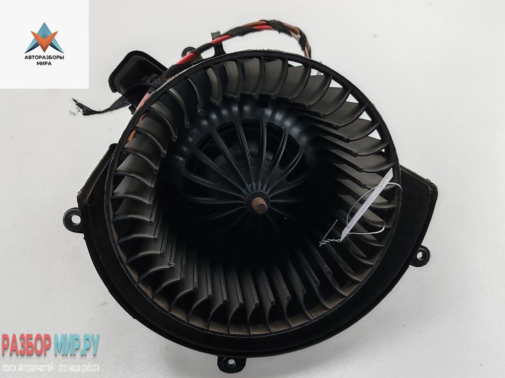 моторчик печки Opel Astra G 2001, 1.6 л., бензин, АКПП, серый, универсал, 9000348 - фото №1