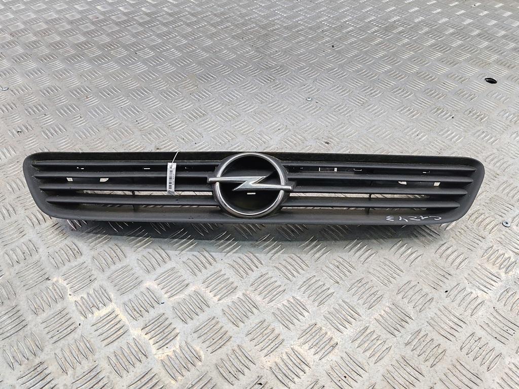 решетка радиатора Opel Astra G 2004, белый, универсал, 90588120