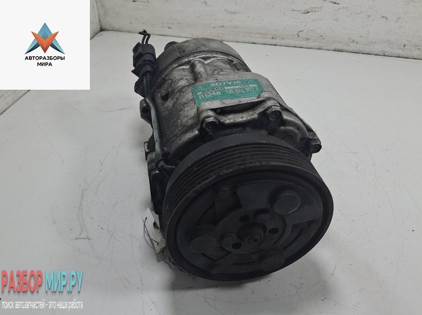 компрессор кондиционера Volkswagen Golf 4 поколение 2000, 1.9 л., дизель, 1J0820803F - фото №1