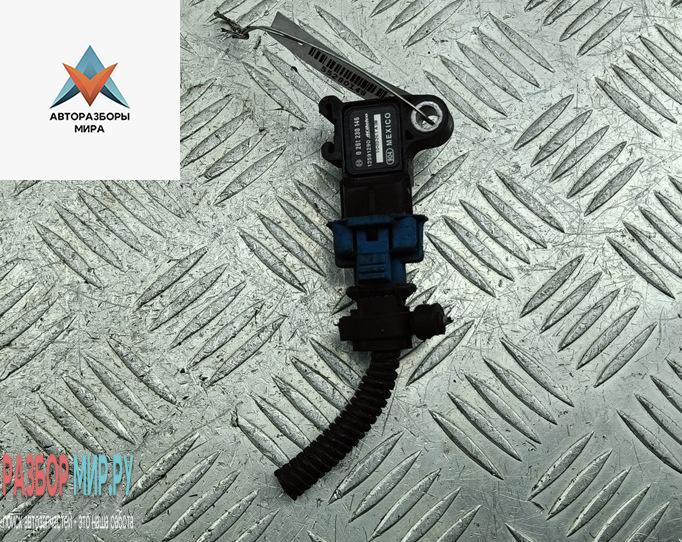 датчик абсолютного давления Chevrolet Spark M300 2010, 1.2 л., бензин, МКПП, красный, хетчбэк 5 дв., 0261230146, 12591290 - фото №1