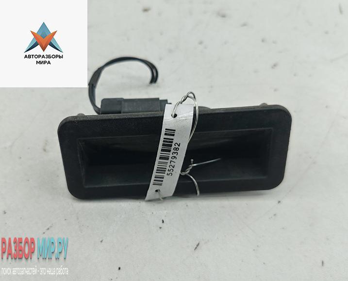 кнопка открытия багажника Ford S-Max 1 поколение 2006, 2.0 л., дизель, МКПП, серый, минивэн, 6M5119B514AB - фото №1