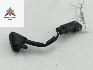 форсунка омывателя лобового стекла Ford Focus 1 поколение [рестайлинг] 2003, 1.8 л., бензин, МКПП, чёрный, хетчбэк 5 дв., XS4117666A