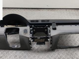 панель передняя салона (торпедо) Volkswagen Passat B6 2005, 2.0 л., дизель, МКПП, серый, универсал