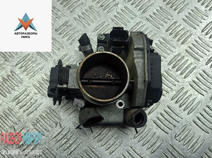 заслонка дроссельная Audi A6 4B/C5 1997, 1.8 л., бензин, МКПП, красный, седан, 058133063H - фото №1
