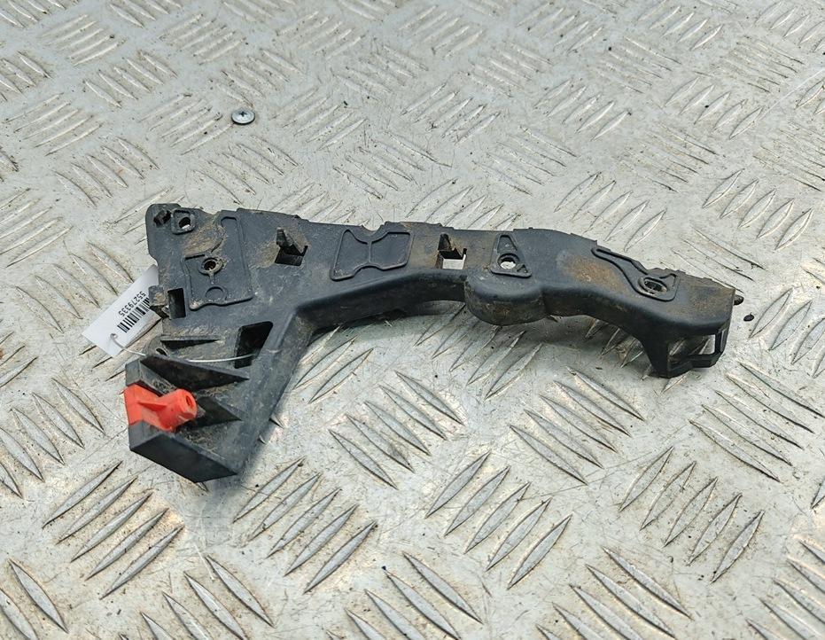 кронштейн переднего бампера Opel Astra H 2007, 1.9 л., дизель, МКПП, серый, универсал, 244600284