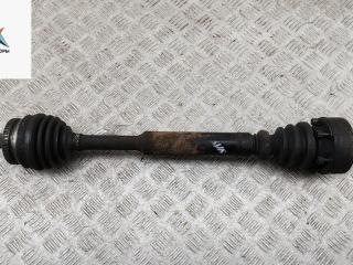 полуось передняя левая (приводной вал, ШРУС) Volkswagen Passat B5 [рестайлинг] 2002, 1.6 л., бензин, МКПП, серый, седан