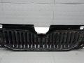 решетка радиатора Skoda Octavia 3 поколение (A7) 2014, 1.4 л., бензин, МКПП, хетчбэк 5 дв. - фото №5