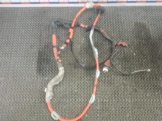 клемма аккумулятора плюс Toyota Prius 3 поколение [рестайлинг] 2012, 1.8 л., бензин, АКПП, хетчбэк 5 дв.