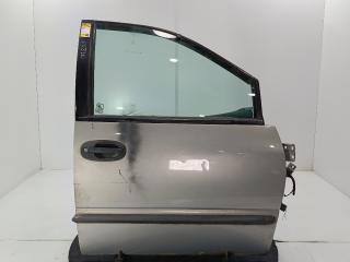 дверь передняя правая Chrysler Voyager 3 поколение 1999, цвет