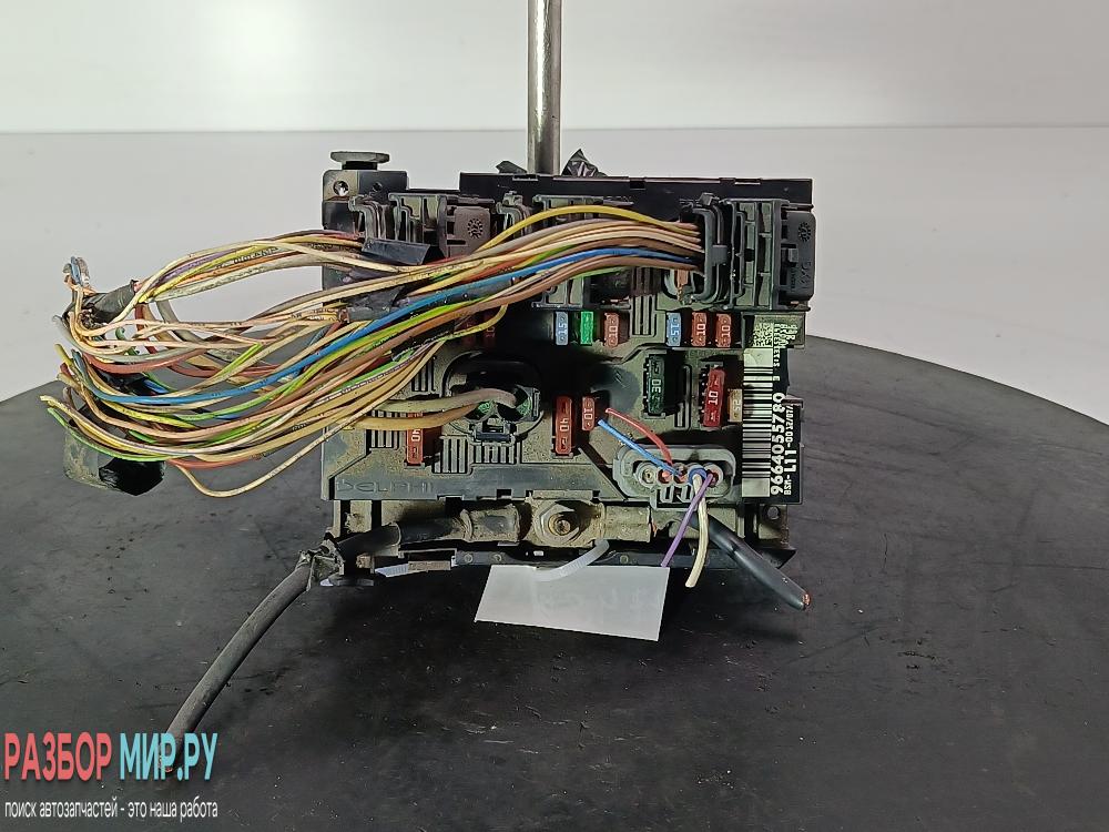 блок предохранителей Peugeot 307 1 поколение 2003, цвет, 9664055780 - фото №1