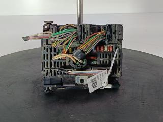 блок предохранителей Citroen C5 1 поколение [рестайлинг] 2007, цвет, 9661682980