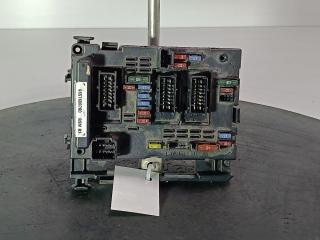 блок предохранителей Peugeot 206 1 поколение [рестайлинг] 2004, цвет, 9657608780