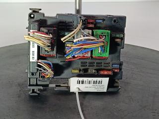 блок предохранителей Peugeot 307 1 поколение 2003, цвет, 9643538080