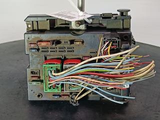 блок предохранителей Peugeot 307 1 поколение 2003, цвет, 9650664080