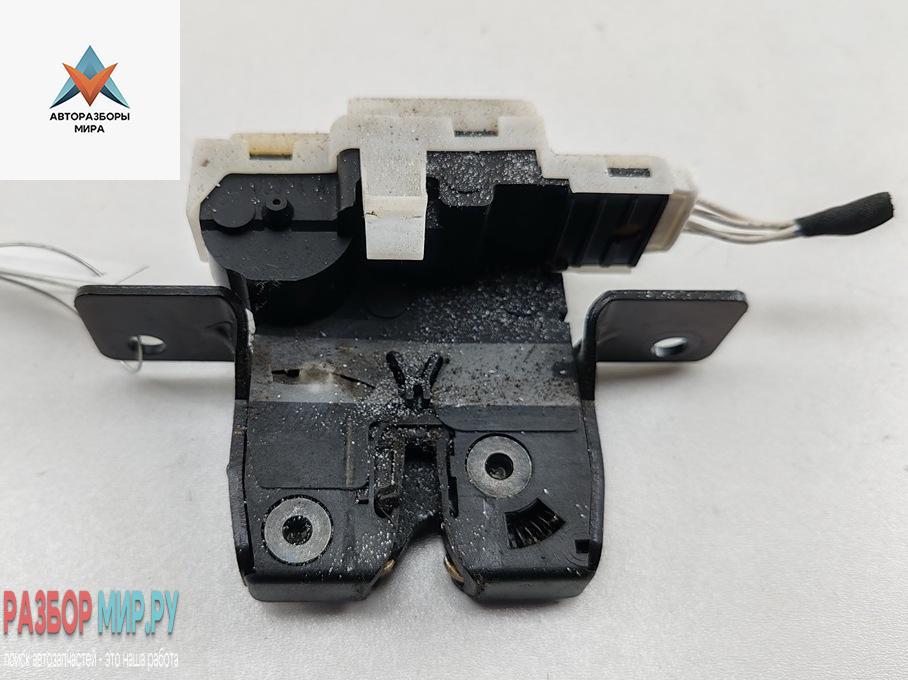 замок багажника Renault Scenic 2 поколение 2004, минивэн, 8200076240 - фото №1