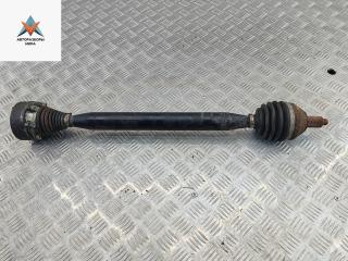 полуось передняя правая (приводной вал, ШРУС) Skoda Fabia mk3 (NJ) 2015, 1.2 л., бензин, МКПП, белый, универсал, 6R0407762K