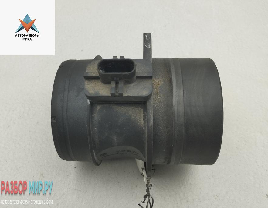 Расходомер (измеритель потока воздуха) Skoda Yeti 1 поколение 2010, 2.0 л., дизель, МКПП, коричневый, внедорожник 5 дв., 03L906461A - фото №1