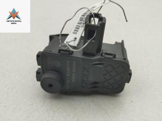 замок лючка топливного бака Skoda Yeti 1 поколение 2010, 2.0 л., дизель, МКПП, коричневый, внедорожник 5 дв., 5L0810773