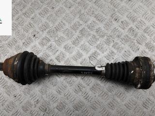 полуось передняя левая (приводной вал, ШРУС) Volkswagen Caddy 3 поколение 2006, 1.9 л., дизель, МКПП, красный, фургон