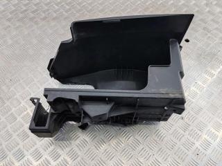 Кожух аккумулятора (короб АКБ) Opel Vectra C 2004, 1.9 л., дизель, МКПП, чёрный, универсал, 24413805