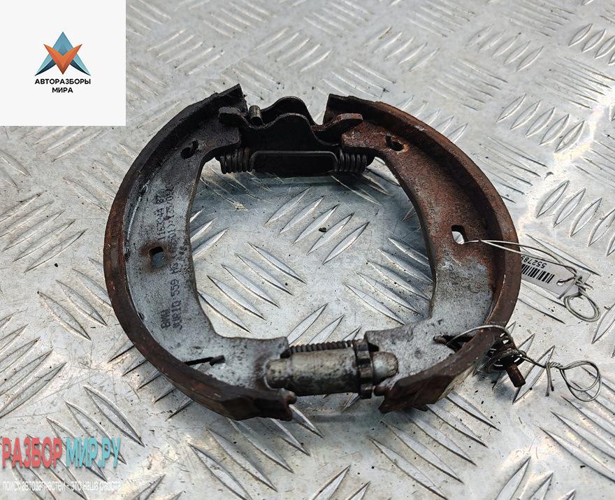 Механизм развода задних тормозных колодок левый BMW 3 серия E90/E91/E92/E93 2006, 2.0 л., бензин, АКПП, серый, седан - фото №1