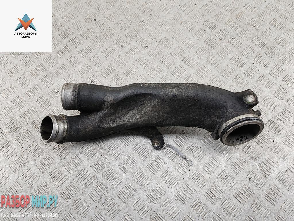 патрубок интеркулера Mercedes-Benz M-Class ML W163 2002, 4.0 л., дизель, АКПП, чёрный, внедорожник 5 дв., 1635011524 - фото №1