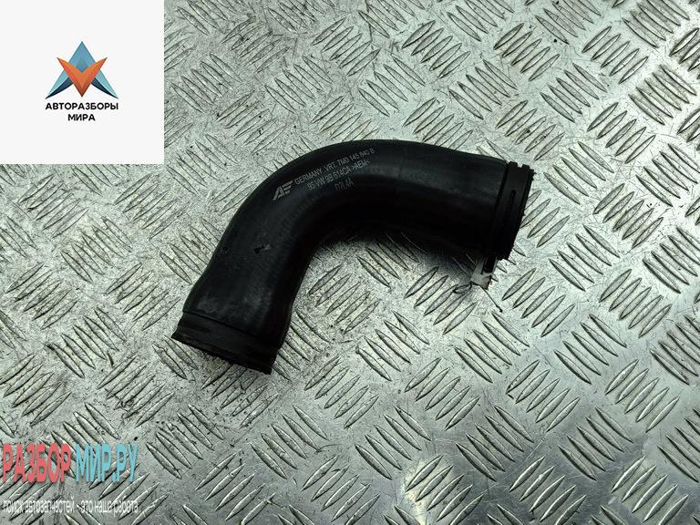 патрубок интеркулера Volkswagen Sharan 1 поколение 1999, 1.9 л., дизель, АКПП, красный, минивэн, 7M0145840B - фото №1