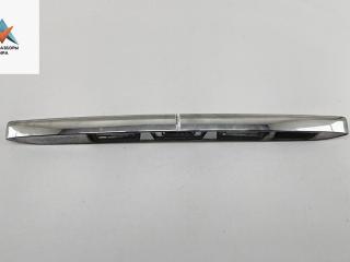 накладка подсветки номера Renault Laguna 3 поколение 2008, 2.0 л., бензин, МКПП, чёрный, универсал, 848100004R