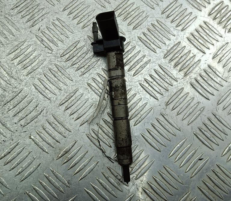 форсунка BMW 5 F10/F11 2011, 3.0 л., дизель, АКПП, серый, универсал, 7805428, 04455116024
