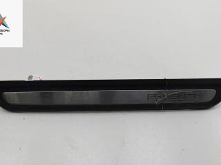 Накладка на порог внутренняя (салона) Kia Sorento 3 поколение 2016, 2.2 л., дизель, АКПП, серый, внедорожник 5 дв., 85873C5200