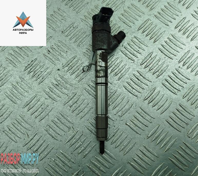 форсунка Kia Sorento 3 поколение 2016, 2.2 л., дизель, АКПП, серый, внедорожник 5 дв., 0445110584, 338002F610 - фото №1