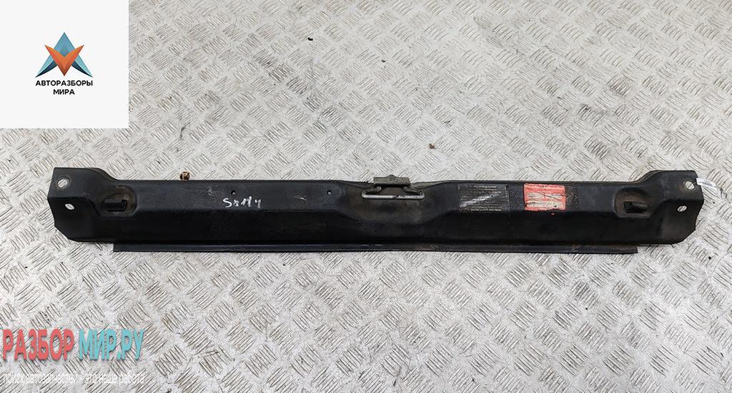 рамка капота Volkswagen Transporter T4 1997, 1.9 л., дизель, МКПП, белый, микроавтобус, 701010081D - фото №1