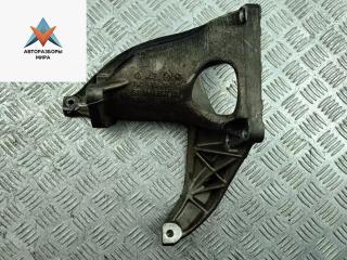 кронштейн (крепление) Volkswagen Sharan 1 поколение 1999, 1.9 л., дизель, АКПП, красный, минивэн, 7M0199207C