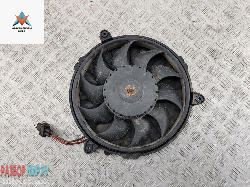 вентилятор радиатора Volkswagen Transporter T4 1997, 1.9 л., дизель, МКПП, белый, микроавтобус, 701121166A - фото №1