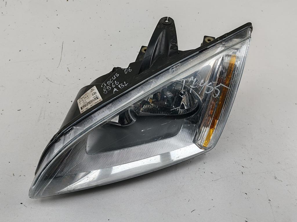 фара левая Ford Focus 2 поколение 2006, 1.6 л., дизель, МКПП, серый, универсал, 4M5113W030AD - фото №1