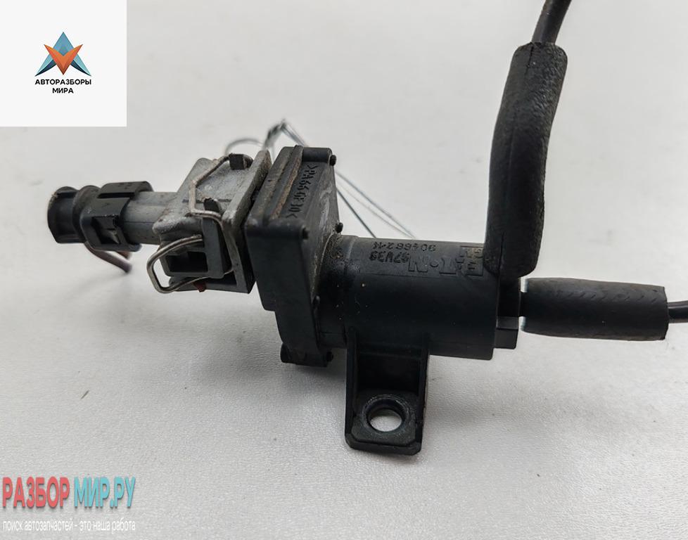 клапан вакуумного управления Opel Omega B 1997, 2.5 л., бензин, АКПП, серый, седан, 90466214 - фото №1