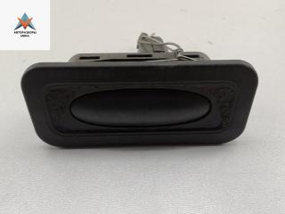 кнопка открытия багажника Renault Laguna 3 поколение 2008, 2.0 л., бензин, МКПП, чёрный, универсал, 8200078238