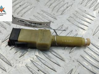 Датчик (включатель) стоп-сигнала Audi A6 4B/C5 1997, 1.8 л., бензин, МКПП, красный, седан, 443945515