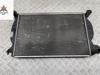 радиатор охлаждения Audi A4 B7 2005, 2.5 л., дизель, МКПП, синий, универсал, 8E0121251J