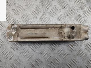 кронштейн переднего бампера Audi A6 4F/C6 2007, 2.7 л., дизель, МКПП, серый, универсал, 4F0807133