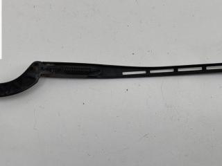 Щеткодержатель (поводок стеклоочистителя) передний Audi A4 B7 2005, 2.5 л., дизель, МКПП, синий, универсал, 8E1955407C