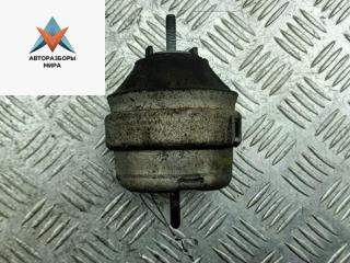 подушка крепления двигателя Audi A4 B5 1996, 1.8 л., бензин, МКПП, синий, седан, 8D0199379J