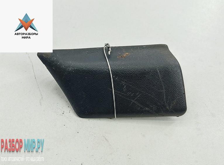 молдинг переднего левого крыла Volkswagen Golf 3 поколение 1998, 1.9 л., дизель, МКПП, белый, универсал, 1H0853517 - фото №1