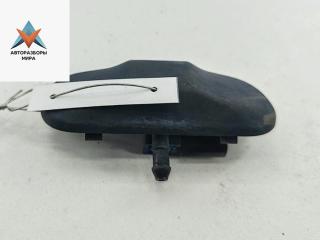 форсунка омывателя лобового стекла Volkswagen Passat B6 2006, 2.0 л., бензин, МКПП, серый, седан, 5M0955986