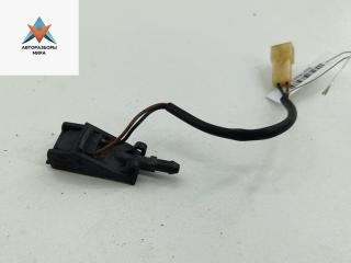 форсунка омывателя лобового стекла Volkswagen Passat B5 [рестайлинг] 2002, 1.6 л., бензин, МКПП, серый, седан, 6E0955986