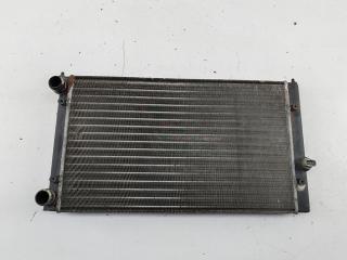 радиатор охлаждения Volkswagen Golf 3 поколение 1993, 1.8 л., бензин, МКПП, красный, хетчбэк 5 дв.