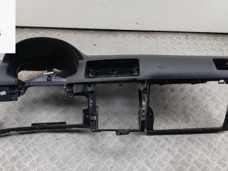 панель передняя салона (торпедо) Volkswagen Bora 1 поколение 1999, 1.6 л., бензин, МКПП, чёрный, универсал, 1J1857181B