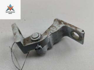 петля двери Skoda Fabia mk3 (NJ) 2015, белый, универсал, 8K8831402P